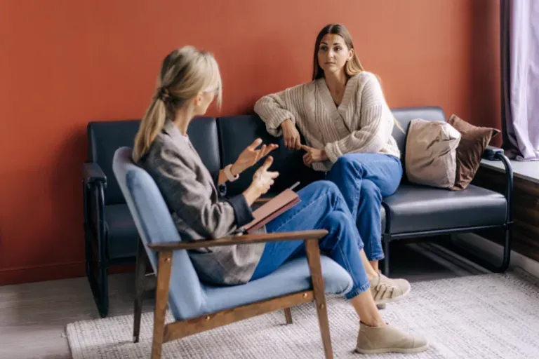 How Psychologists at Maudsley Health Help Manage Anxiety and Stress in Abu Dhabi