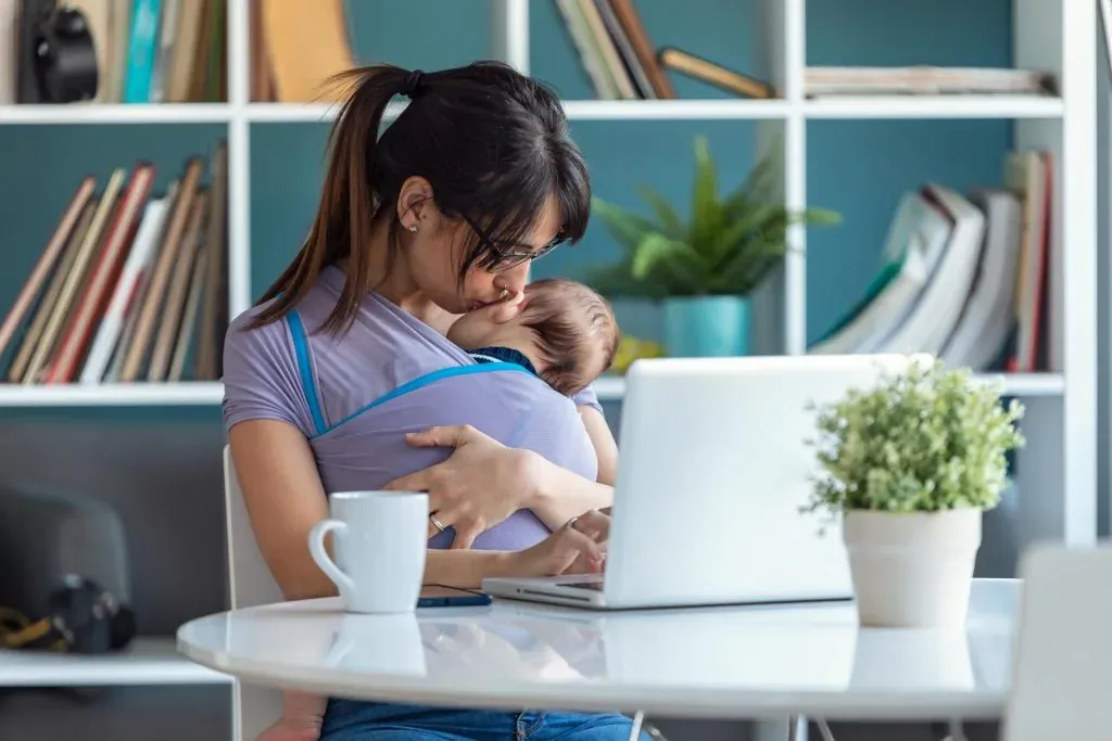Navigating the Transition: Returning to Work After Childbirth